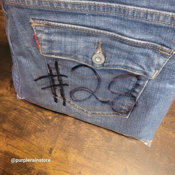 Vtg Levi's Jeans Sz 14 Perfectly Slimming 512 Bootcut High Rise Medium Wash Y2K - Picture 12 of 13